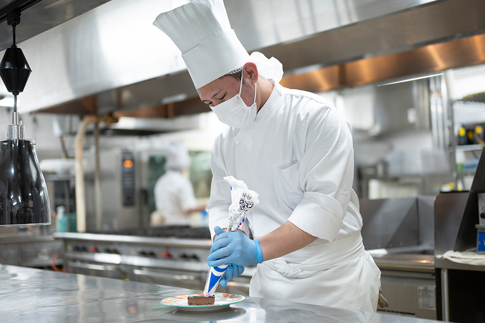 ホテル洋食 レストラン担当